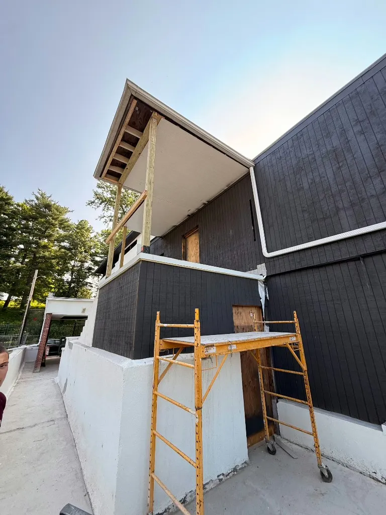 Thurston W. Munson House — 60 Byers Street - 2