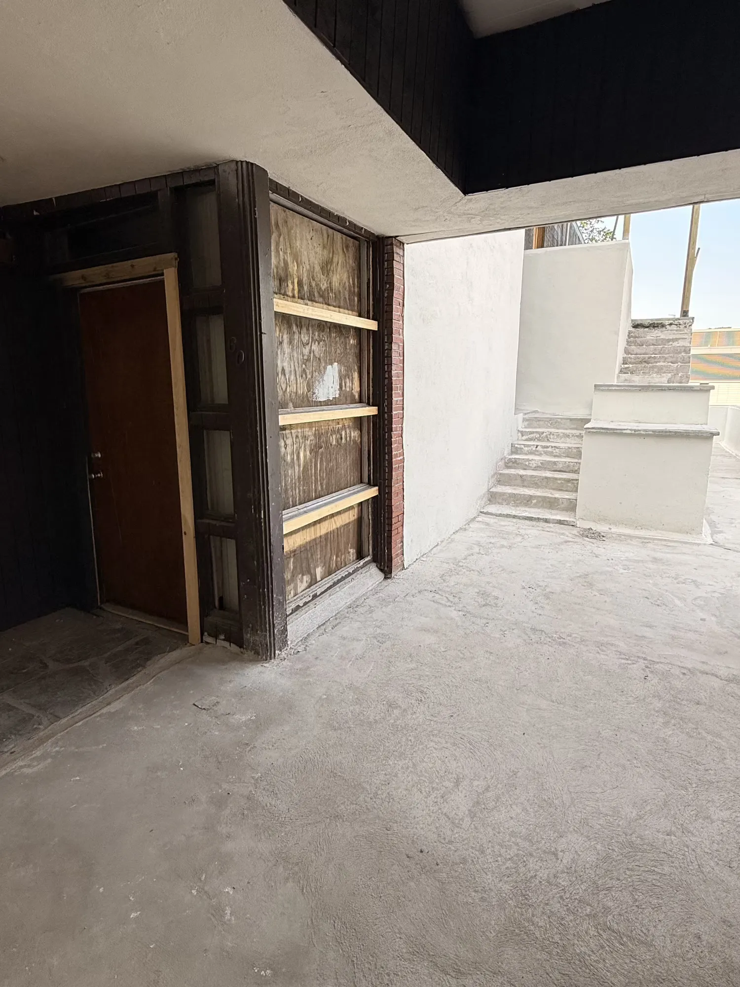 Thurston W. Munson House — 60 Byers Street - 5